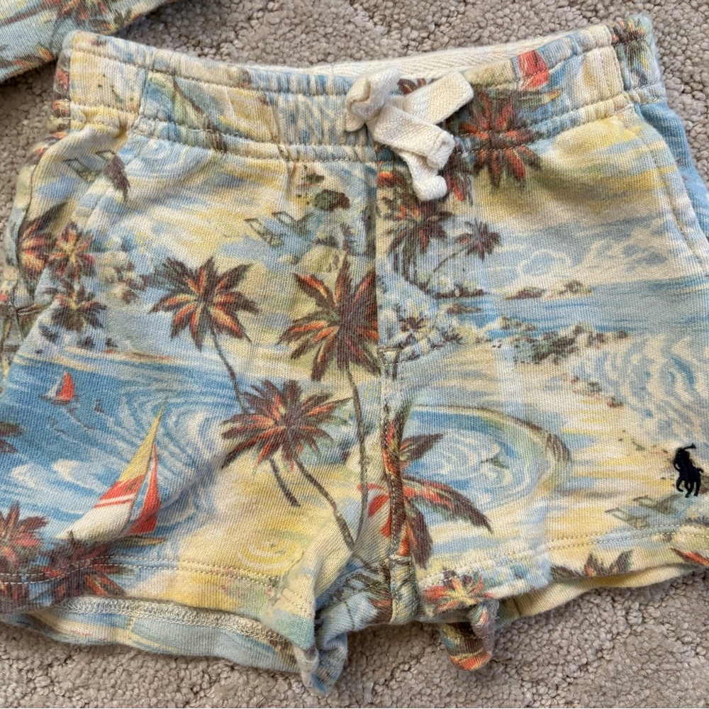 Ralph Lauren Beach Print Hoodie & Shorts - Picture 5 of 5